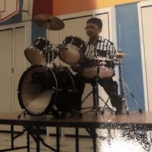 Meet your Posher, Elian